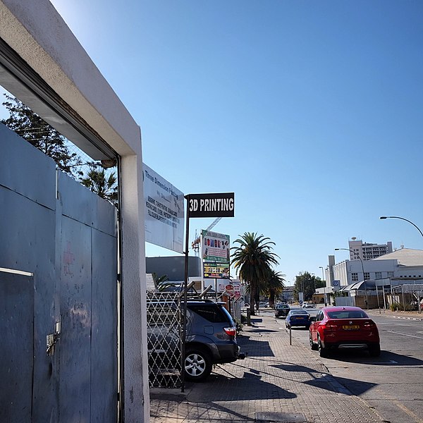 Street sign in Windhoek, Namibia, advertising 3D printing, July 2018..jpg