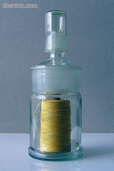 Old refillable surgical thread supplier (middle of 20th century)